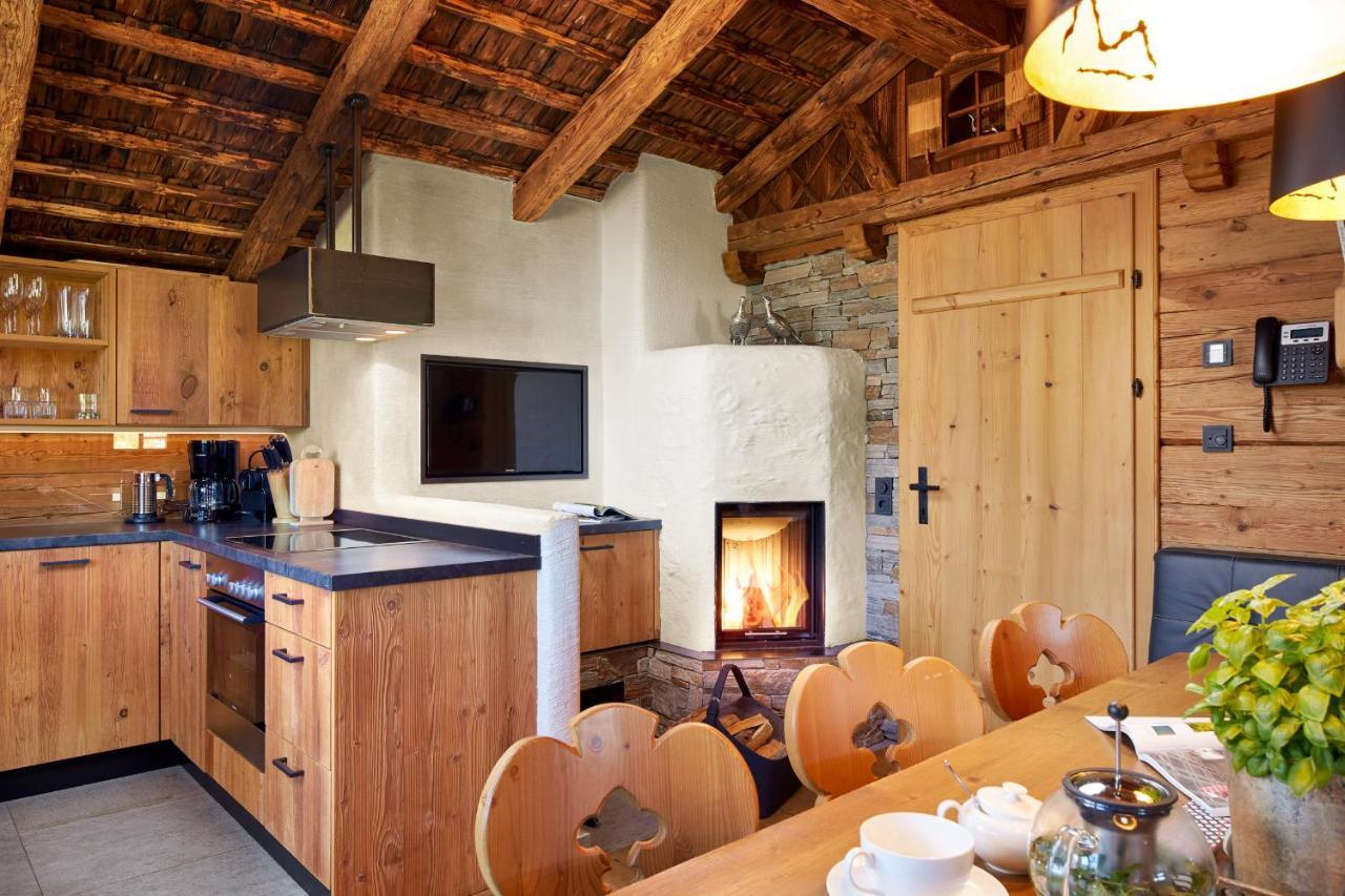 Promi Alm Flachau - Luxus Chalets Bagian luar foto